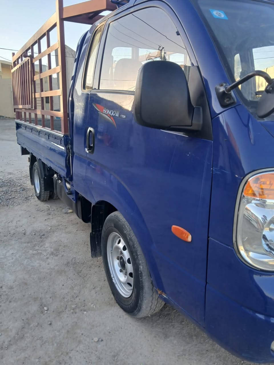 سلام عليكم ✋ للبيع 💵 KIA🇰🇷 موديل 2007 😍 مشترك🙏 3000 سياره خير من الله سنوية بأسمي رقم بغداد دولي🆕 ثاني يوم تحويل 👍 سياره صبغ عام اثر جراد 🥇 عنوان🏠 بغداد المعامل الحسينية السعر💵 86 وبيه مجال للطيبين 😍 الاتصال 📞 *********** ابو علي.  اخوان مكلف بل نشر اتصل على راعيها ودلل 🌹
