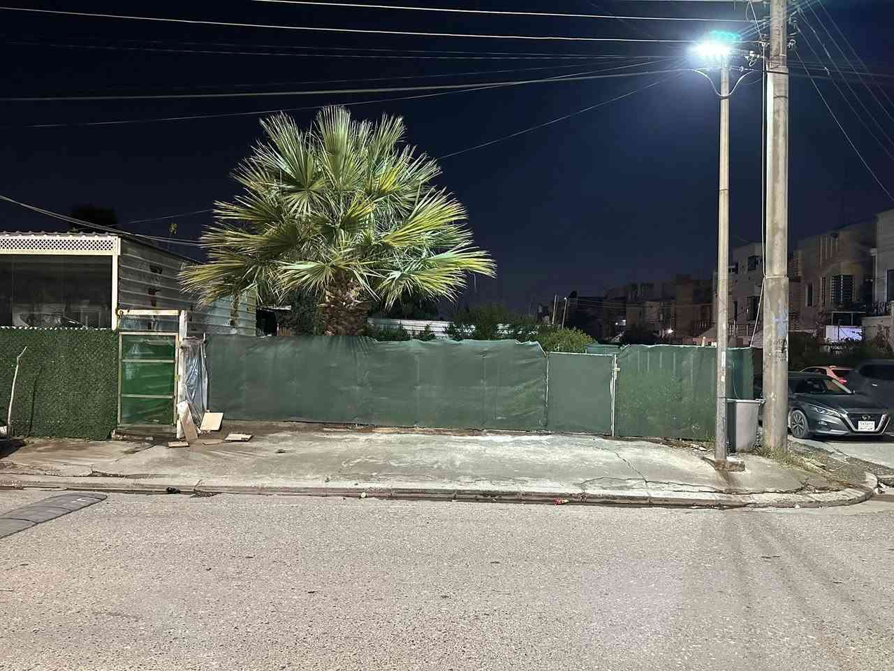 بيت للبيع في هفلان المساحة200متر3طوابق مقابيل حديقة البيت علي برج شهريه 600الف راتب الشهري مال البرج وسعره كلش مناسب للتواصل *********** واتساب
