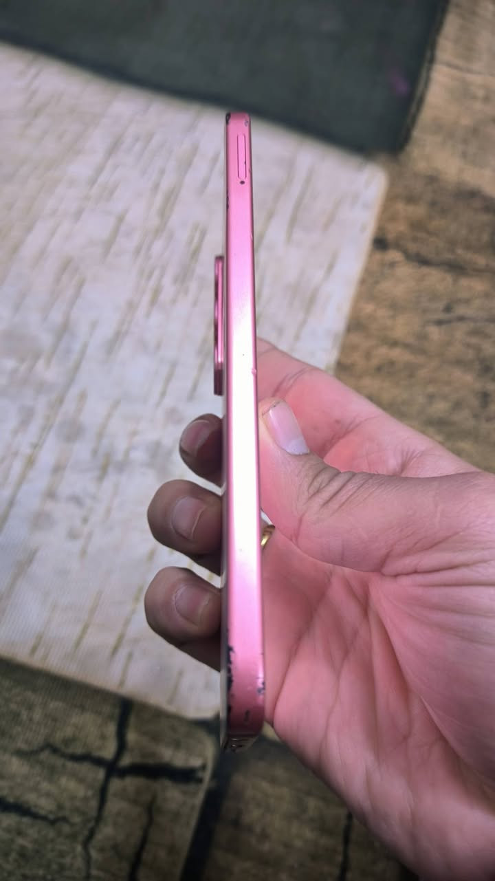 انفنكس هوت 60 برو ذاكره 256 الرام 8 + 5 مثل ما امضح بالصور سعر 150 للاستفسار اكثرل اتصل***********
