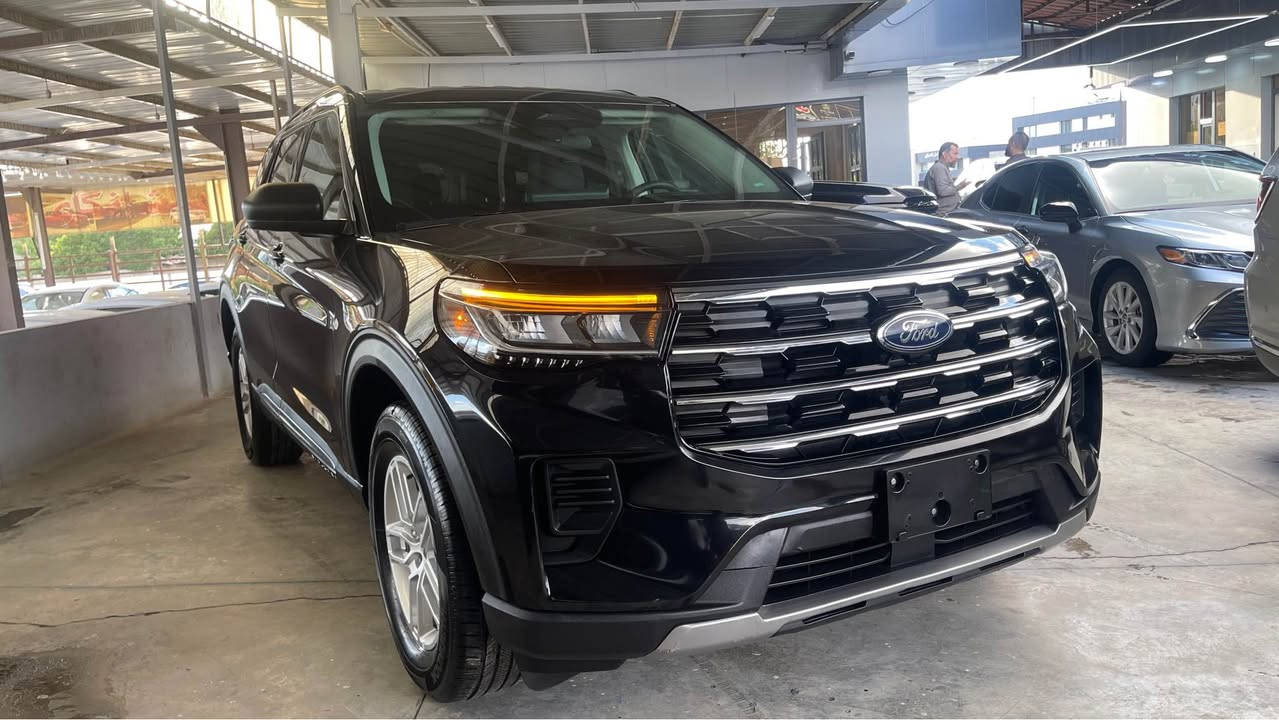 FORD EXPLORER 2025

مۆدێل 2025
بێ بۆیاخە
بزوێنەر ٤ پستۆن ٢.٣ تۆڕبۆ
ماوەی ڕۆشتن4000 

مواسەفاتەكان
دەبڵ ئەکسل
▪️شاشە گەورە
▪️كوشن گەرم
▪️سوكان هیتەر
▪️كوشن خەزن
▪️ڕاداری پێشو و دواوە
▪️ئاوێنە كارەبای و ڕادار
▪️ئاوێنە ئیشارەت 

▪️ئەوتۆ هۆڵد
▪️ئەوتۆ ستارت
▪️حەساسی پێش و دواوە
▪️بەسمە و شەغال
▪️كوشن كارەبای
▪️سندوق كارەبای 
▪️ئاوێنە ئیشارەت
▪️گێڕ ڤۆلیوم 
⬅️ژمارە موبایل
***********

Ford Explorer

الموديل : 2025

بدون صبخ 
العداد : 4000 مايل فقط

حجم محرك : 4 سلندر حجم 2300 توربو

بدون رقم وبشرط الترقيم ( أربيل - سليمانية - دهوك )

المواصفات : 
فور ويل
بصمة ابواب
تشغيل عن بعد (Remote Start)
صندوق شفط كهربائي
رادار امامي (تحديد مسار)
رادار جانبي (نقاط عمياء)
رادار خلفي (التحذير من الاصطدام)
استيرن تدفئة 
‎كشنات تدفئة
هاند بريك بصمة
اوتو ستارت Auto Start
اوتو ستوب Auto Stop
شاشة لمس كبيرة شكل جديد
شاشة دشبول ديجيتال
حساسات امامية+خلفية
‎نظام الملاحة والخرائط (Navigation)
مانع انزلاق+ABS
وبقية المواصفات المعروفة

العنوان :
سليماني 
‏‎للاتصال والاستفسار :
***********
- [ ] السليمانية, العراق
