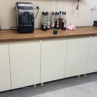 كاونتر خشب • نظيف ١٠٠% • قرب مجسر الميثاق