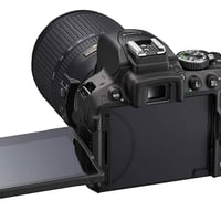 نيكون D5300 • ٢٤.٢ ميجابكسل • عدسة 18-55