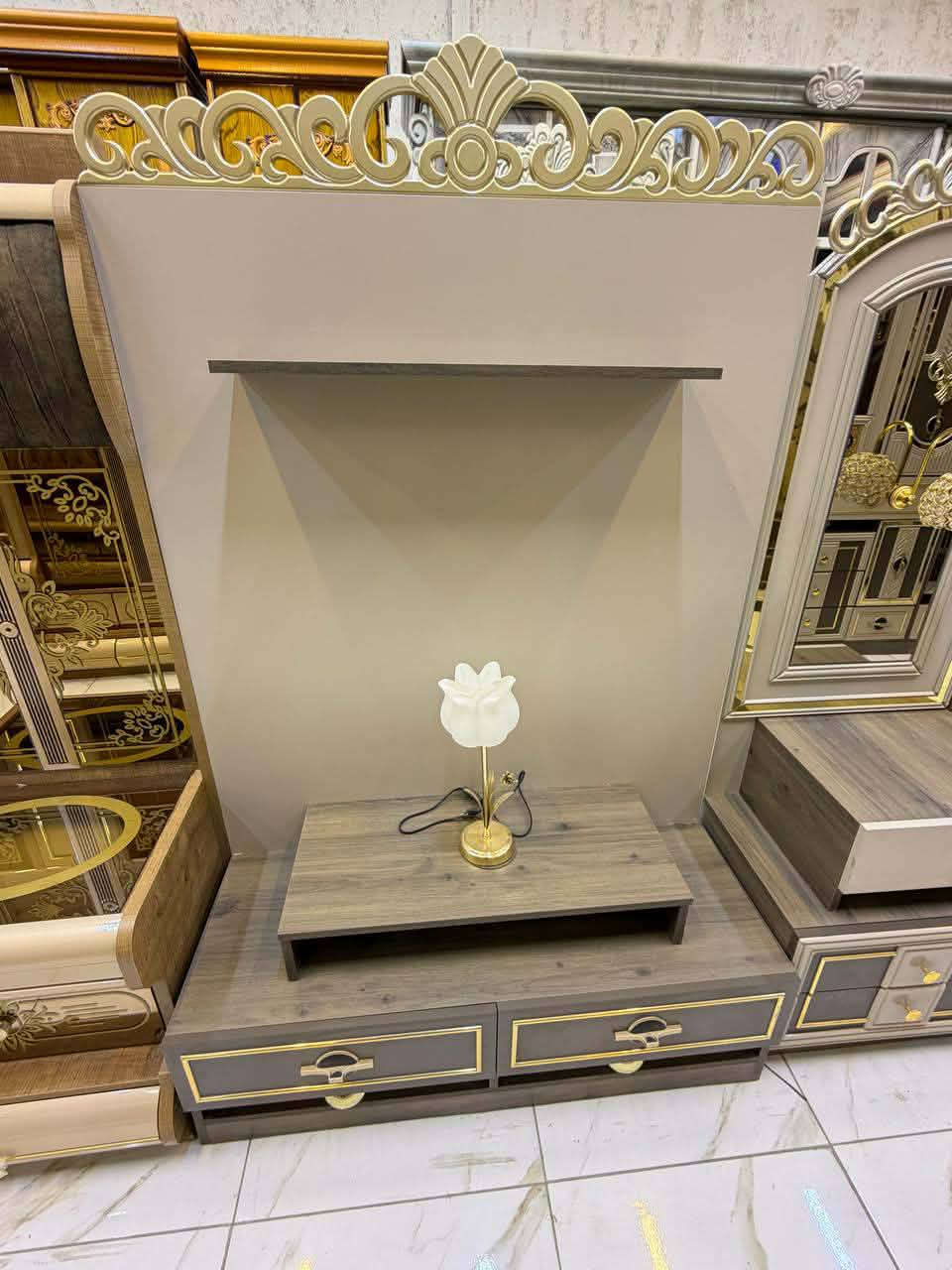 غرفة نوم مستخدمة نضافة 95‎%‎
عدد القطع 11 
نضام بيبان 
موديل حديث 
شغل ثقيل 
ملكية 
انارة شغالة 
كوالتي عالي 
سعرها مليونين 500/مليونين و300
عمولة 50
شد ونقل داخل بغداد مجاني


**إذا كنت صاحب هذا الإعلان وتريد حذفه لأي سبب، رجاءا أرسل رسالة إلى الدعم الفني**