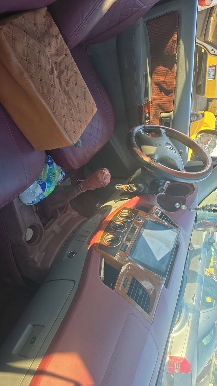 السلام عليكم 
بيك اب موديل 11 كير عادي  بغداد 
بيه جاملغ مثل ما موضح بالصوره فقط
 كير محرك مكفول 
السعر 145
***********
