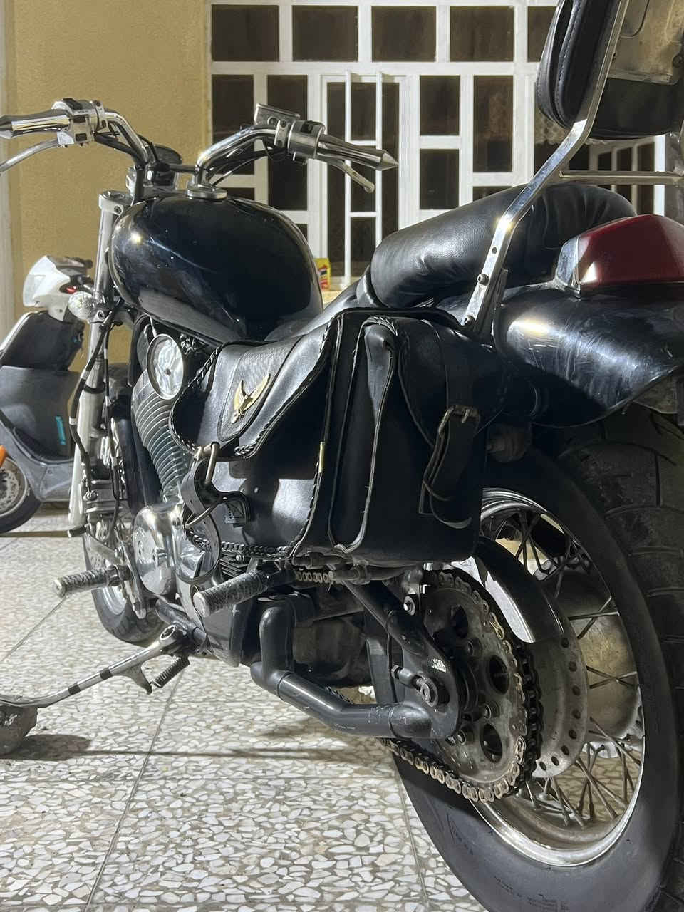 سلام عليكم هارلي ستد 400 دراجه نضيف بيها هواي شغلات اضافيه العنوان بغداد سعر 1300رقم ***********
