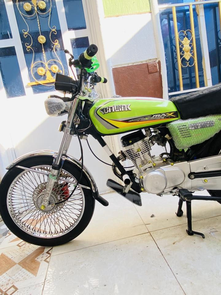 تايكر ختم سونك الاصلي موديل 2023 للبيع السعر ٦٠٠ وبيها مجال قليل اوراق 5 مال وكيل الكهربائيات شغاله كلها  مابيها نقص جاهزه على اخر حباية  ليعامل لا يطبلي رجاً 
مكاني بغداد المحمودية  
***********  
 ***********
