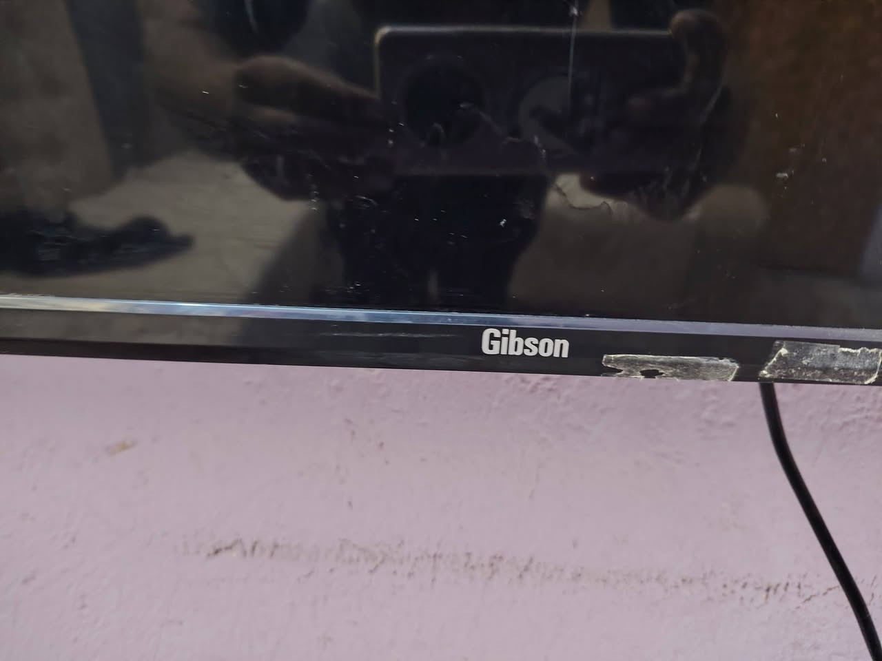 سلام عليكم عندي بلازمه شرط فحص وضمان نوع شاشه
Gibson حجم 43 انترنيت كامل موصفات وعندي ستلايت قناة رابعه الرياضيه هم لعبيع ابيعهن ثنينهن سوه سعر 200  مكاني مركز مجاوز مستشفى التركي
***********
