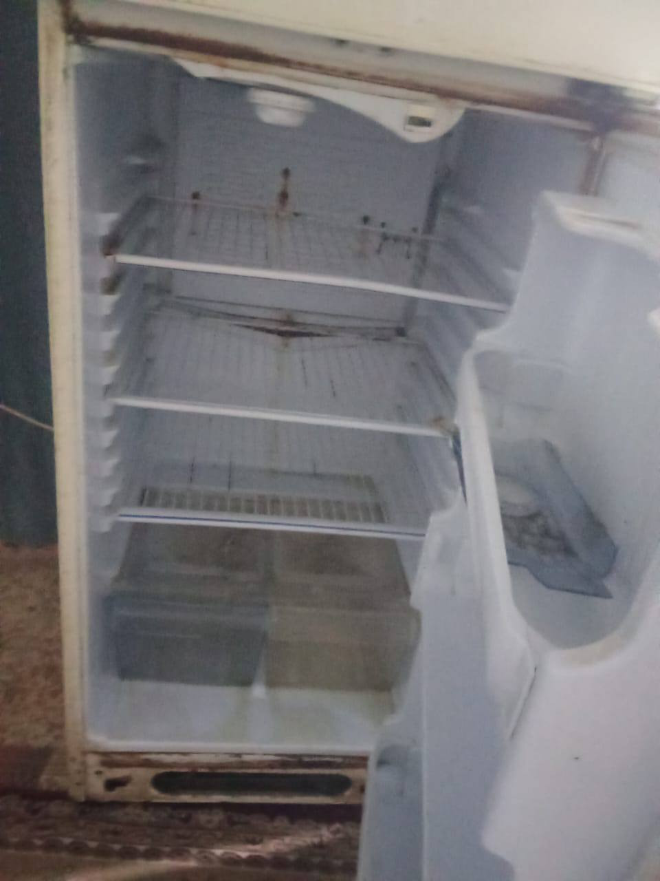 شلاجه.كونك.شرر.التجميد.سعره١٠٠الف.مكفوله.شرط.الشغل.مكاني.شارع.المدرسي.***********
