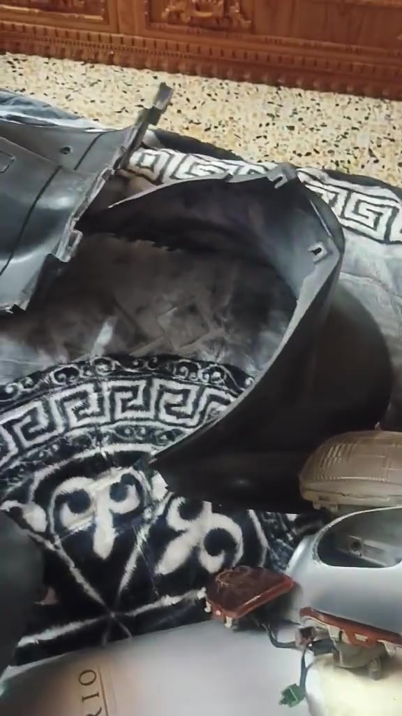 سلام عليكم اخوان عندي درع موتين اصلي كلو وضع شريكه نضيف السعر 80 
مكلف بل نشر


**إذا كنت صاحب هذا الإعلان وتريد حذفه لأي سبب، رجاءا أرسل رسالة إلى الدعم الفني**