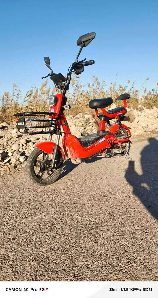 دراجه شحن فوجي حجم 14موديل2025
4بطاريات سستم صوت مرايات زوج مكفولة جديده زيرو السعر كارت وسويج شغال قفل تاير مكفولة 275وبي مجال حك الجيه  بغداد الحسينية مقابيل مرور الحسينية لونها مميز أحمر طماطي*********** تواجد فيس ومازنجر
