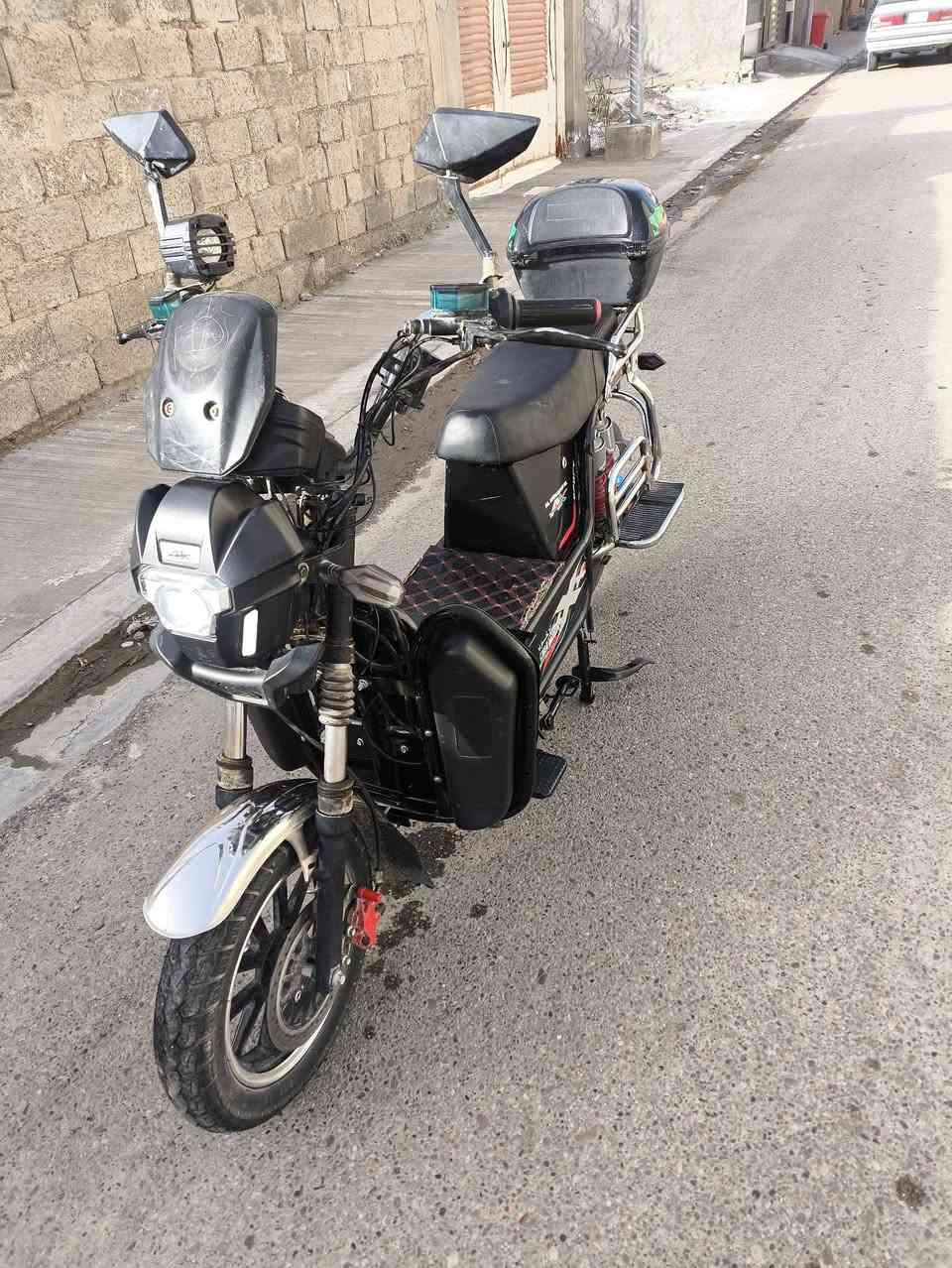 جبلي لبيع موديل 24 نوع الأخوين بطاريات ع فحص عشره يقرن ونص. كهربائيات كلها شغاله اي نقص مابيه جهاز مانع سرقه تحكم عن بعد بصمتين وسويجين دراجه كل نقص مابيه نضافه فول سعر 500 بيه مجال لشراي 
***********
+9647827587898
