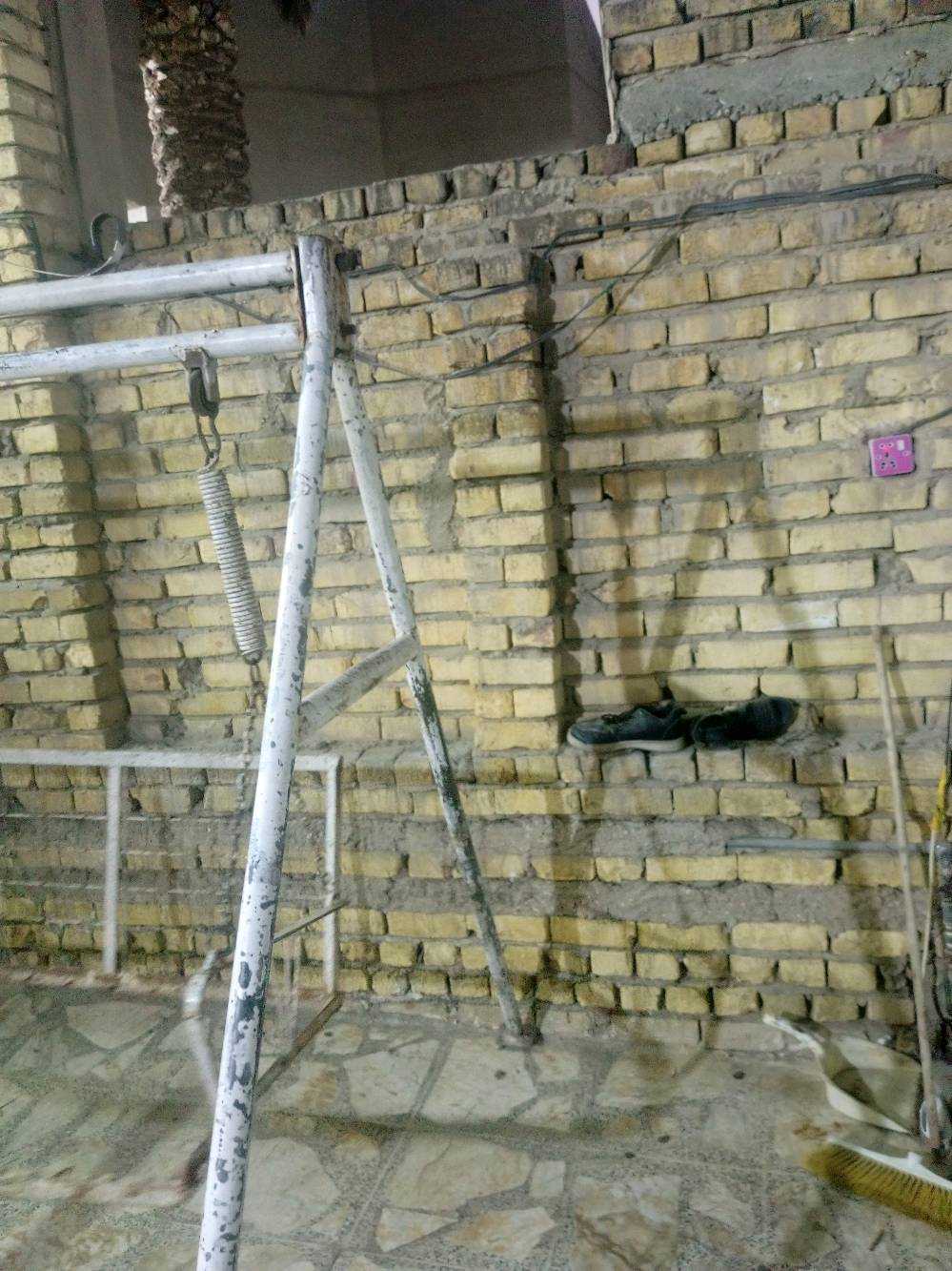 مرجوحه اللبيع 150 اللبيع و بيها مجال حجم كبير بس نقص كعده الهاتف ***********