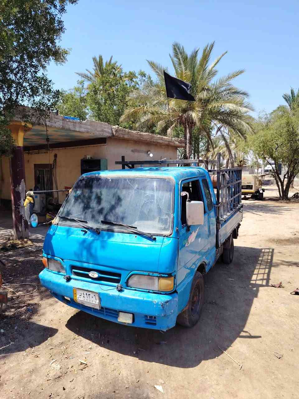 السلام عليكم كيه بنكو موديل 95 كير محرك شاصي شرط  جديد رقم انبار الماني مشروع وطني سنويه 28 بسمي شرط التحويل
 السعر ٣٨وبيه مجال حك الجيه
*********** عنوان بغداد تقاطع النهروان
