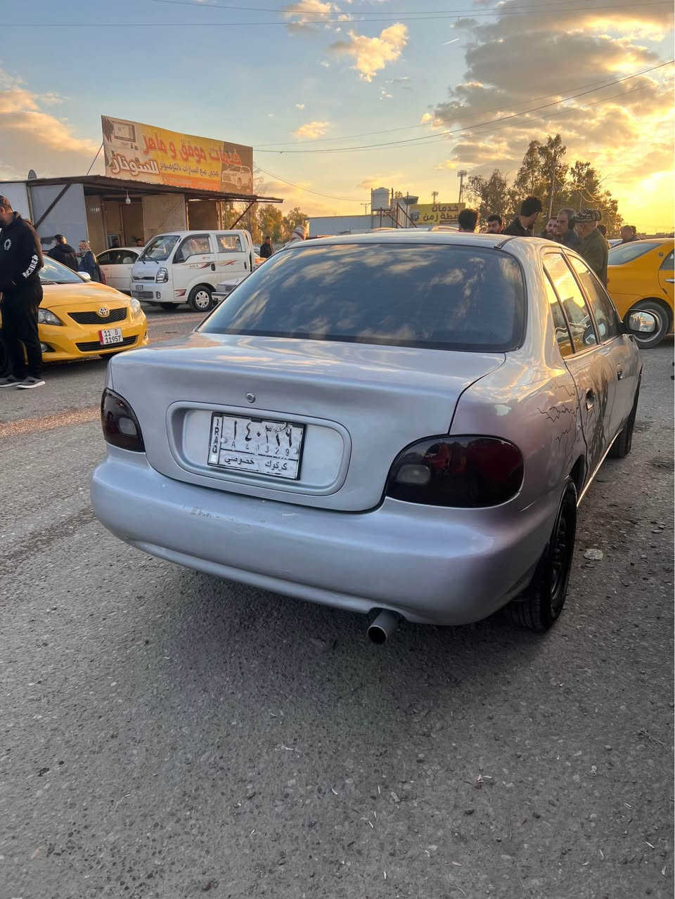 سلام عليكم 
للبيع سياره هونداي اكسنت ١٩٩٤
كير مكينه شرط 
تبريد 
مشروع وطني 
بطاقه بانزين موجود 
غرفه جديد 
تايرات جديد 
صدر امامي خلفي جديد 
السعر ٣٥ وبيه مجال مكان كركوك 
السنويه لحد ٢٧
*********** Singapore
