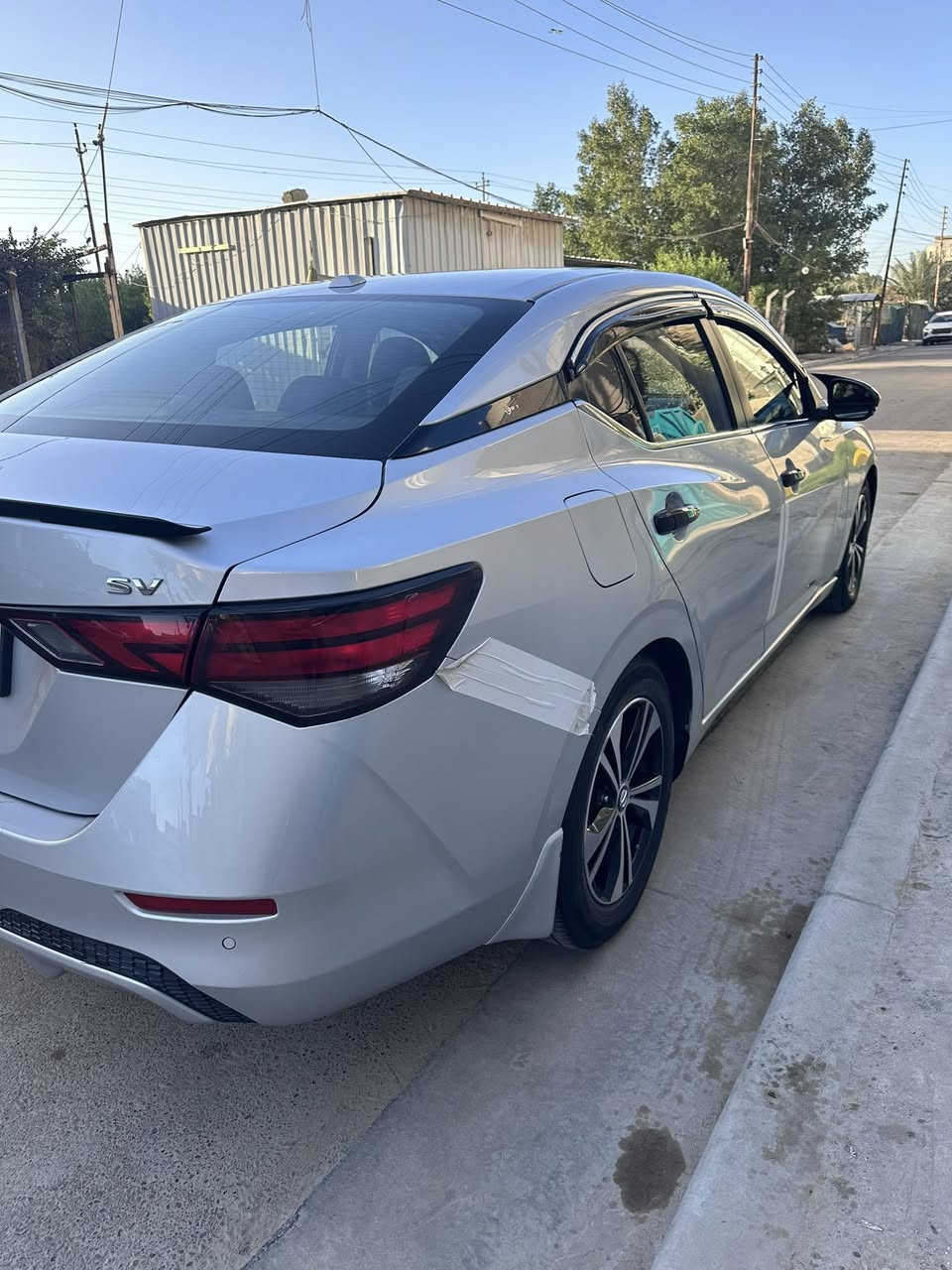 نيسان سنترا 2020 sv 

فول مواصفات ماعدا الفتحه 

رادار امام 

رادار خلفي 

نقطه عمياء 

اوتو ستوب امامي 

اوتو ستوب خلفي 

حساسات هلفيه 

تشغيل عن بعد 

قياده ذاتيه تنبيه خروج عن المسار + تنبيه  اهتزاز المقود

بصمه تشغيل بصمه ابواب +صندوق بصمه 

حادثه واضح بالصور مال امريكا بدون ايرباك

السياره باسمي تريد تحويل ثاني يوم احىولك تريد وكاله اسويلك وكاله

رقم سليمانيه 

مكان بغداد 
السعر 130 بيه مجال 
***********
