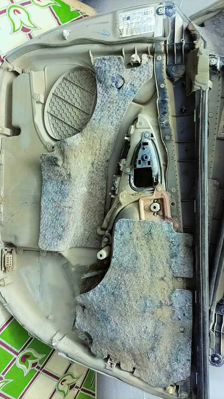 تخم ابطانه ابواب مثل ماواضح بالصور
***********
الفايبر مكسور. السعر 55الف
