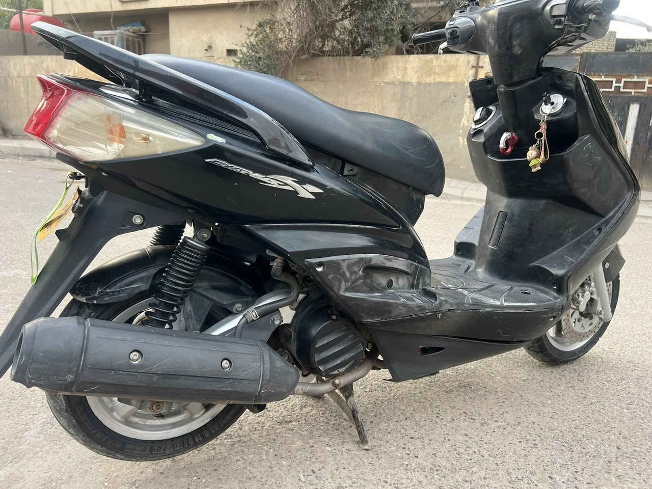 السلام عليكم دراجه سكنس فحل للبيع دراجه نوزل نضيفه برغي ما مفتوح بيها دراجه نضيفه حيل العنوان بغداد الكماليه ***********
السعر 800
