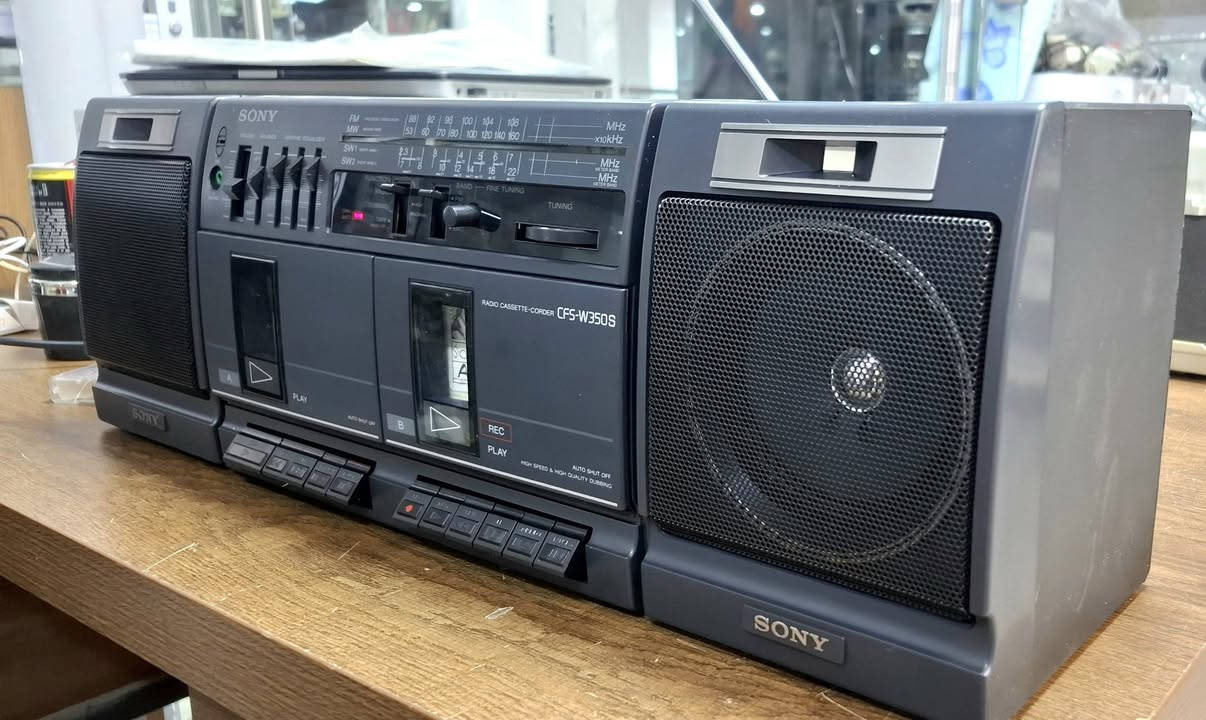 SONY CFS - W350 S
مسجل دبل كاسیت و رادیو
جدید بالكارتون 
مامستعمل نهائیا 
سعر / 80 الف 
مكانی اربیل 
یوجد توصیل


**إذا كنت صاحب هذا الإعلان وتريد حذفه لأي سبب، رجاءا أرسل رسالة إلى الدعم الفني**