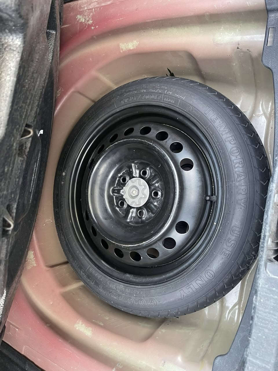 السلام عليكم ‏كامري موديل 18 ￼ قطعتين تبديل واحدة صباح *********** السعر المطلوب 155 بي مجال ￼كير محرك بلادي محرك 2500￼
