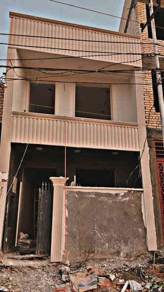 سلام عليكم
اني للباخ متفرغ حاليا 
في بغداد كادري جاهز 

التشميع خارجي 
تشميع داخلي 
جرارة 
تصفير مساطر 
واجهات 
طلس 
سقل 
التنظيف على العمل يوم بيومه دون اضرار الجار او صاحب العمل 
مبيت داخل العمل اختم وكون انيل رضا الله وصاحب العمل ثم الانسحاب من العمل بعد الختمام 
رقم الهاتف ***********  
واتساب ***********
