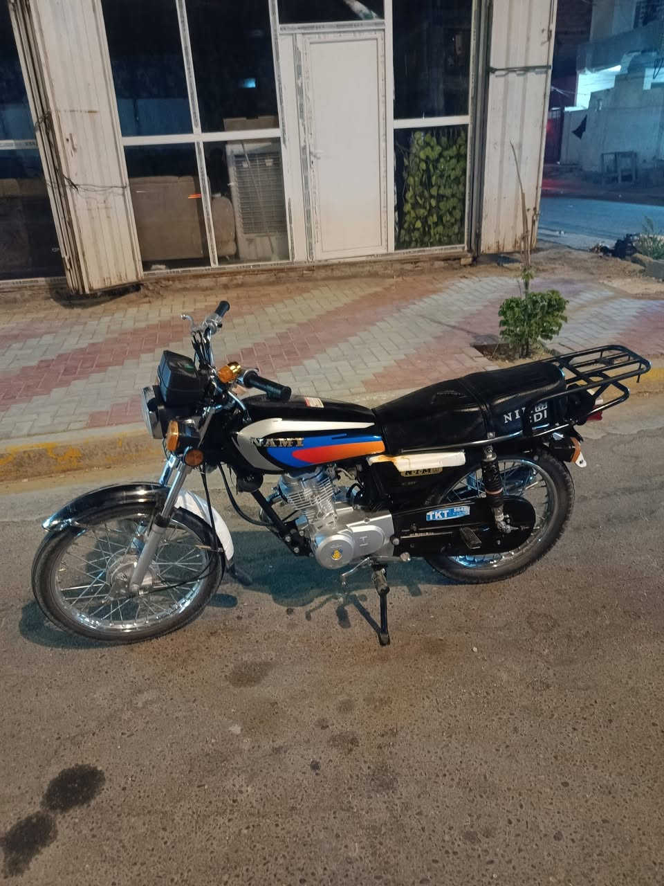 السلام عليكم دراجه موديل موديل 27 كفاله عامه دراجه حلوه نظيفه باب اول ثلاث حروف ناعمه مكاني كربلاء حي الحر اوراق سكنر سعر 750 وبيها مجال ***********
