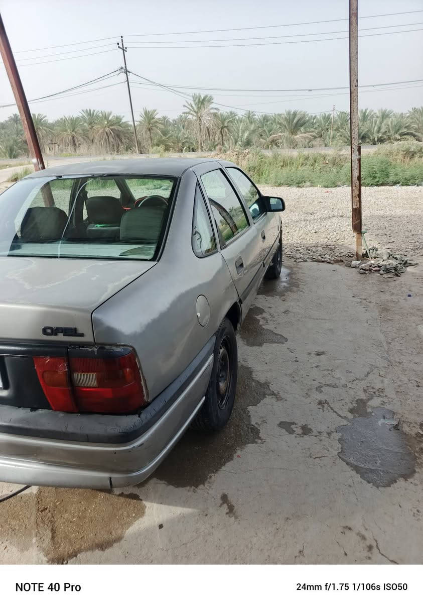أوبل فكترا 1993 بلاديه لاصبغ لامعجون لاتبديل كير مكينه جدد تايرات تخم جديد حداديه خلفي أمامي صار فتره مبدله شلع دبلان فلنجات و حداديه كامله راديتر باتري جدد مبدل دوش جديد أنسى اصراف كهريائيات  جديده كله شغاله دواخل حلوه بطاين جدد (ترايك للموصل) سنويه لل30 بأسمي مكان بابل القاسم (***********) السعر 30 مجال قليل
