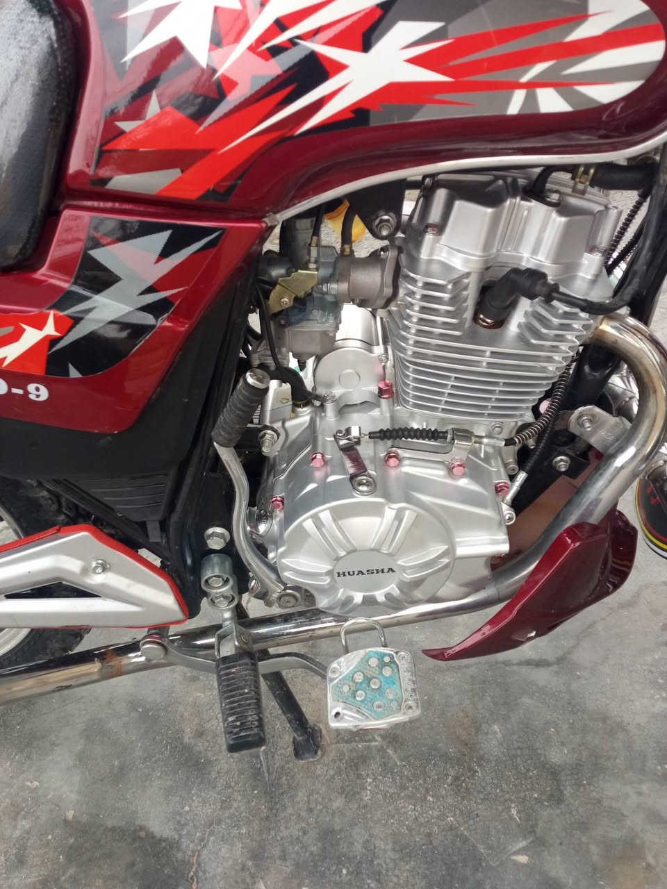 السلام عليكم دراجه هيوشه موديل 23 دراجه خير من الله احله من الصور وصلت اليوم بسوك الجمعه 800 للبيع او مراوس حسب لقناعه مكان حصيبه***********
