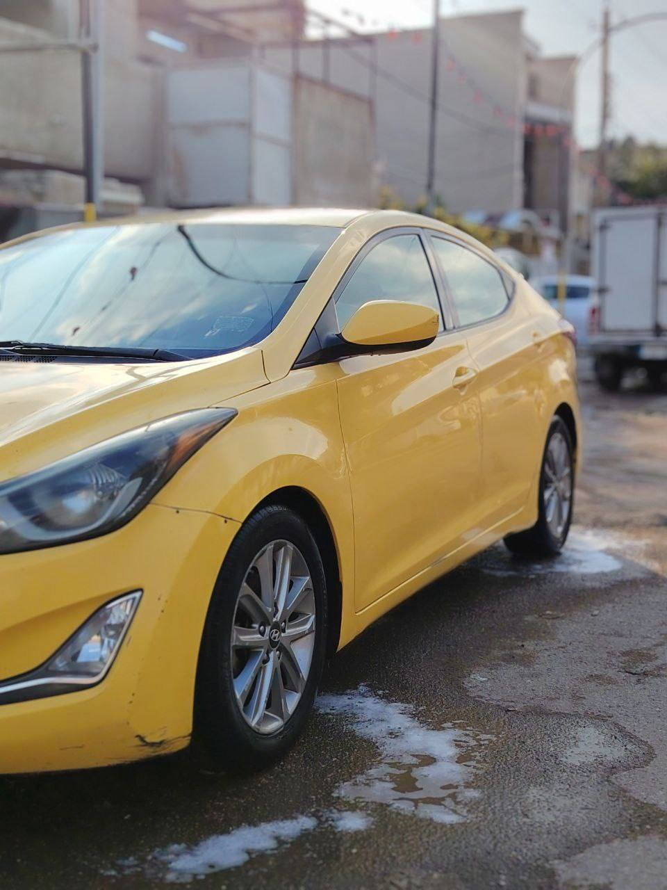 السلام عليكم الانترى للبيع موديل 2015وارد امريكي جاملغ وبنيد بدون دواخل بيه بارد بصفحة السايق مواصفات تحكم ستيرن جهتين ويل كب محرك 1800دوش السيارة ماشية مية وتسعطش الف كيلو حقيقي صدر جديد امامي خلفي رقم الهاتف ***********السعر 107وبيه مجال مكان بغداد الشعب
