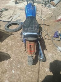 دراجه للبيع سعرها 450 وبيها مجال بسيط للشراي يدك على هذا الرقم07856656...