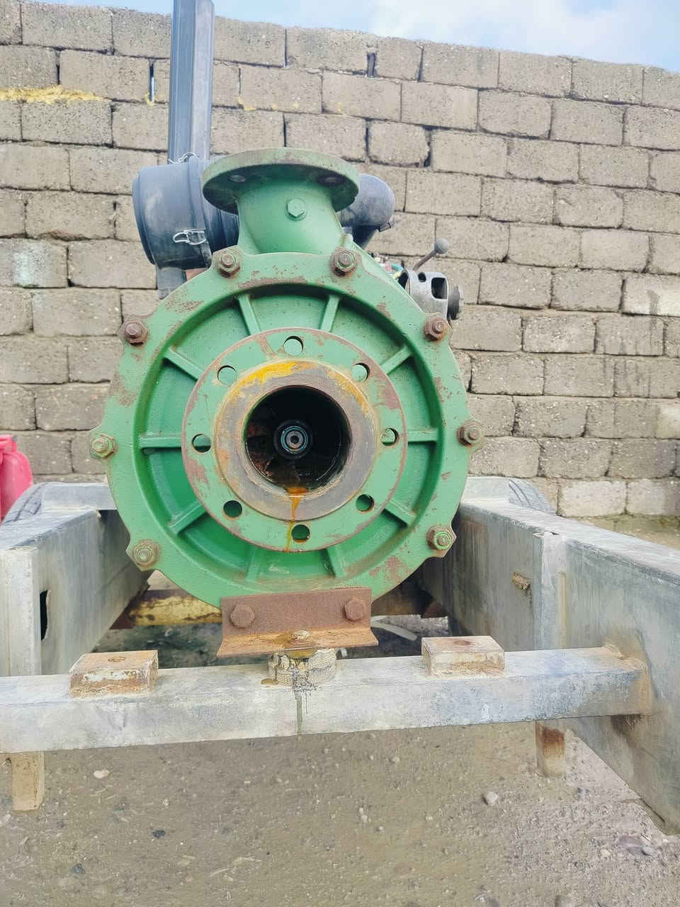 لدينا ماكينه اربع بساتين فيات***********
