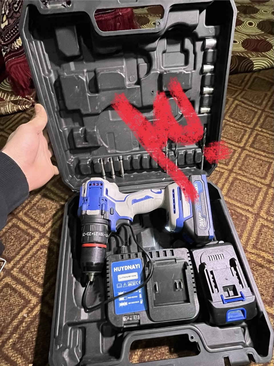 عده للبيع مكتوب علي سعر عله صوره يشتري شلع بي مجال شي قليل


**إذا كنت صاحب هذا الإعلان وتريد حذفه لأي سبب، رجاءا أرسل رسالة إلى الدعم الفني**