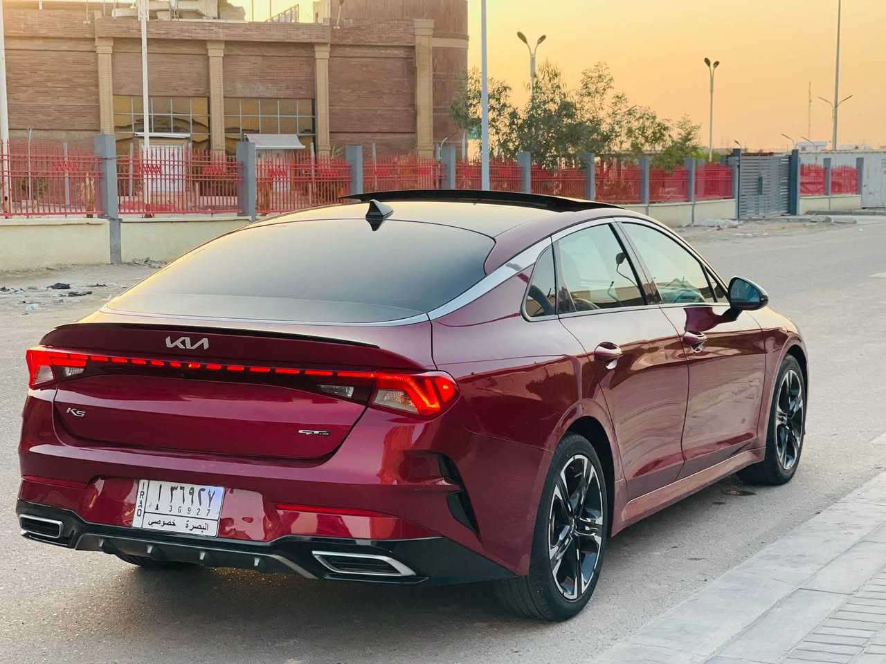 للبيع كيا K5 موديل 2022 لون كرزي جيتي لاين فول واعلى مواصفات رقم بصره معوقين ببل 28 تخلص معوق جاهز للوكاله وارد كندي حادثهه بنيد فقط بانوارما بصمه تغشيل عن بعد رادار امامي رادار خلفي قياده ذاتيه كشنات جلد عليهه شعار جيتي تبريد بلكشنات كرسي كهربائي شاشه دجتل طويله تتحكم بلسياره كلهه بك لايت لد كامل يشتغل وبعد بيهه هواي مواصفات السياره كلهه ع بلاد الشركه ماشيه 77 الف يعني 47 مايل جاهزه من كلشي ماتذب عليهه ولا ربع السعر 150وهاذا رقم راعي السياره *********** البصرة, العراق
