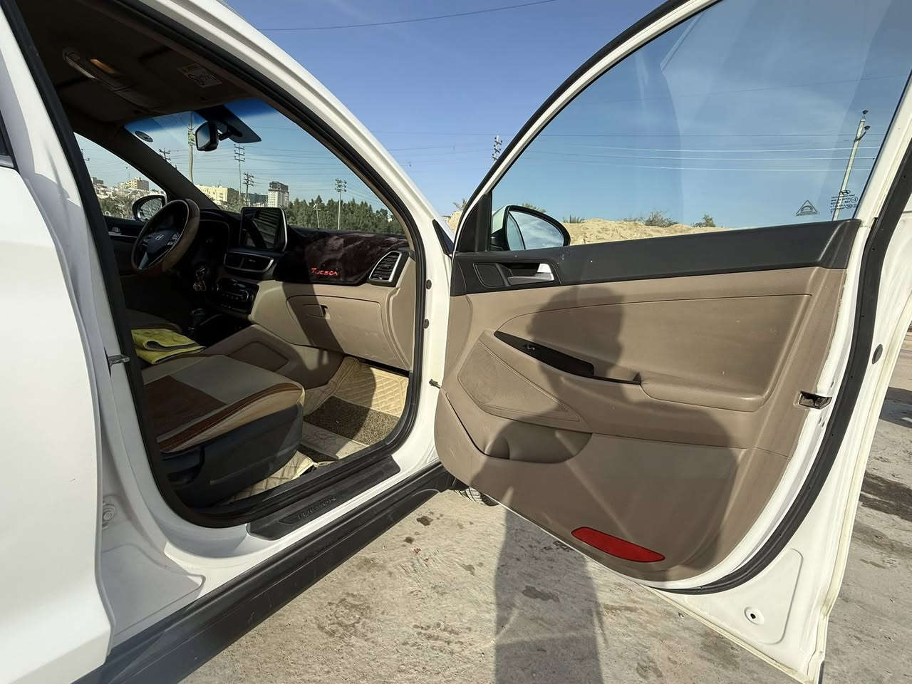 توسان مديل 2019فول موصفات مكفوله كفاله عامه بيه بارد باب سايق رقم نكليزي سنويه 28
***********
