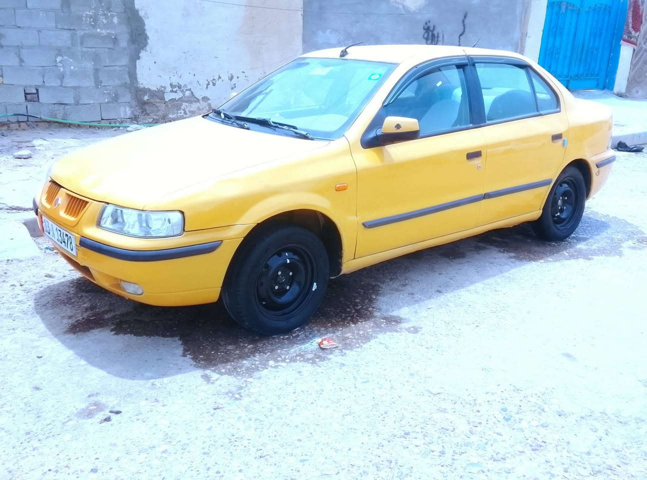 سلام عليكم سياره سمند للبيع سياره جاهزه سياره مصفره هيئه وغرامات سنويه جديده 2030 سياره موديل 11. 33  وبيه مجال   مكاني العمارة حي نداء***********
