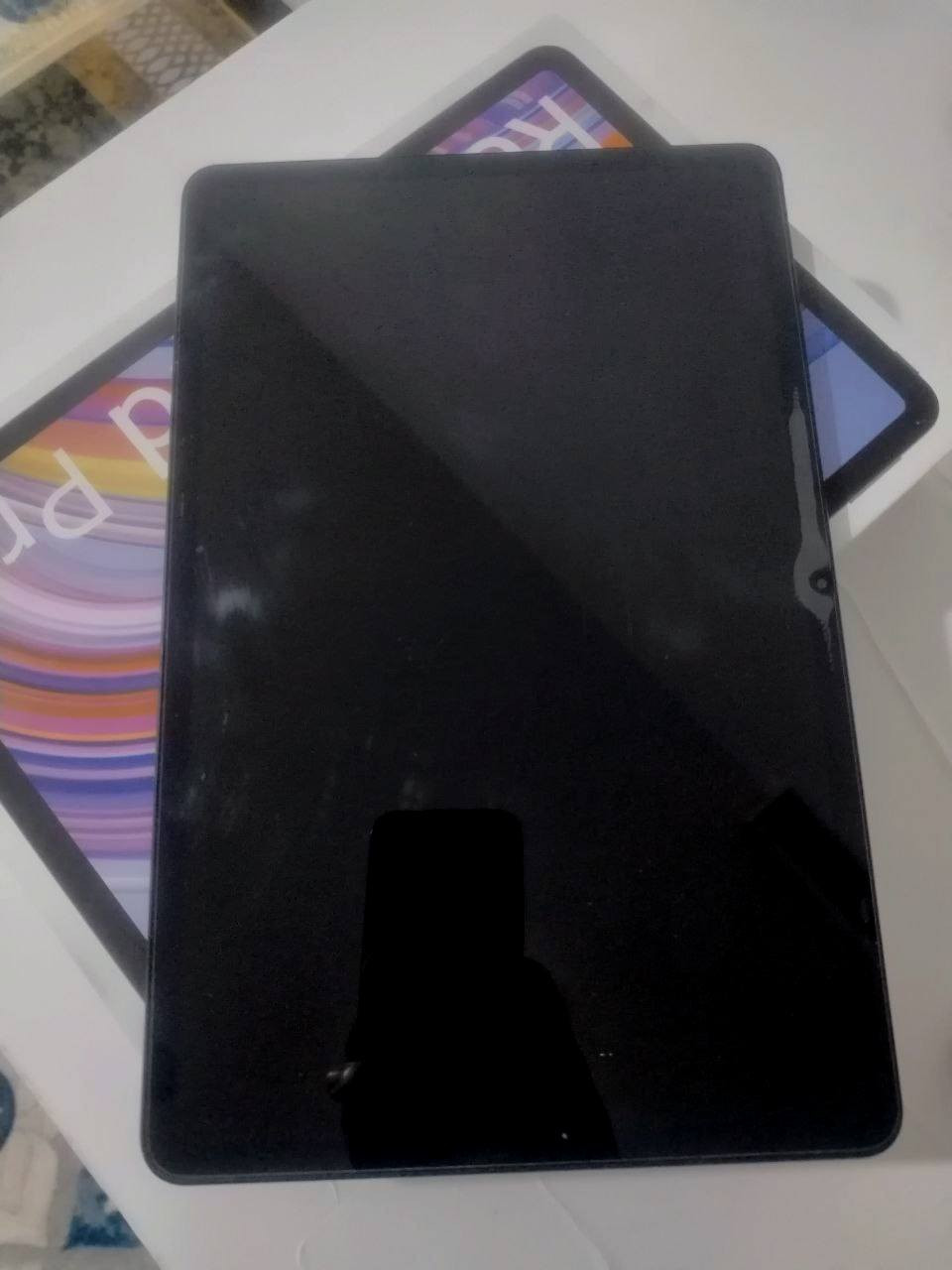 ايباد ريدمي باد برو للبيع ✅ مع هدية سماعات soundcore r50i ns الاصلية بعدها بلضمان (بلوتوث)

ايباد ريدمي باد برو استخدام 5 اشهر فقط لغرض الدراسة نظافة 100% شخط واحد مابي 
مواصفاتة : شاشة حجم 12.1 بوصة [120هرتز الشاشة]
البطارية 10000 الاف ملي امبير 
معالج جدا قوي سناب دراغون 7s (العاب فول )
ذاكرة 256 غيغا
4 مكبرات صوت (صوت جدا عالي )
شاحن سريع الاصلي 33 واط 
الجهاز نظافة فوللل 100% تجي تشوفه شخط واحد تلگا بي تاخذة ابلاش 

الملحقات : 
كارتونة الايباد +الشاحنة الاصلية + والشاشة تحتوي لزگة اصلية + كفر الجهاز +هدية سماعات ايربود الاصلية سعر السماعات وحدهن 30 الف هدية وي الايباد 

السعر $| 300 الف مع المجال البسيط حگ الجيه 
موجود خاص ماسنجر وموجود واتساب فقطططط مراسلة 
***********
