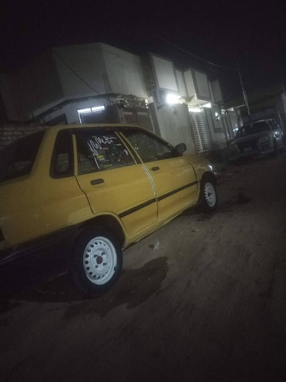 سلام عليكم سياره للبيع موديل 12 / وهذا رقمي ***********
