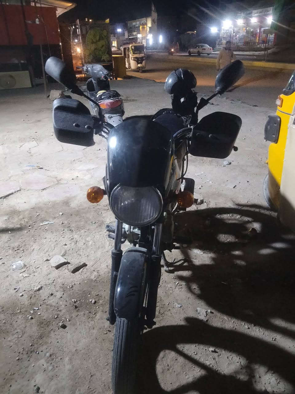 السعر 1 وربع رقم الهاتف ***********
