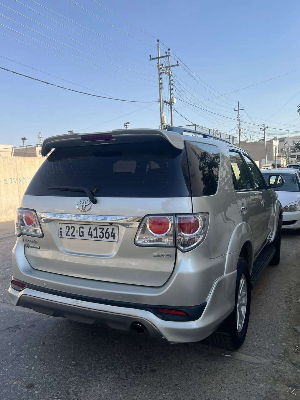 للبيع فورجنر ٢٠١٤ V6  محرك مامفتوح ب شرط 
سيارة بيهة بس بنيت صبغ بدون داخل
تخم تاير جديد سنوي جديد بسمي
سيارة ماشالله نضيف 
دينار مسرف مابي
مواصفات __دبل اكسل تحديث استيرن تبريد مركزي ٧ركاب 
جام كهرباي داخل بيجي 
مكان كركوك
***********
