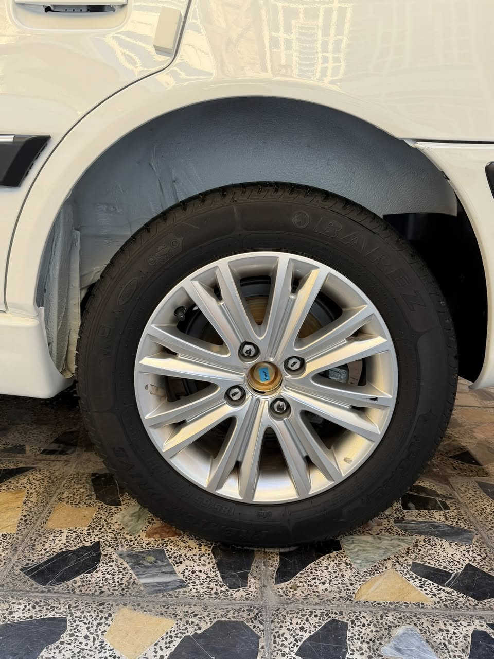 السلام عليكم
بيجو بارص 2025 ماشية 8 الف 

مكفولة كفالة عامة 

الويل كب الجديد 

شرط الفحص والسونار وين ما يعجبك

حرة وتحويل مباشر 

بعدها وضع الشركة 

من أرضيات ما مستخدمات وكتلوك الشركة 

عدة الاسبير ما مفتوحة 

مدوشمة ارضية وسفاري 

السعر 91 واني خادم للجميع 

***********
