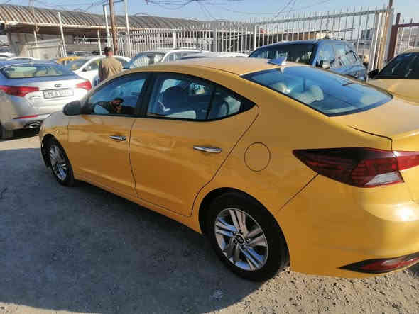 السلام عليكم اخوان الانتر ٢٠٢٠ وارد أمريكي
سياره خير من الله جاهزه عل اخر حبايه
كير اي اتي المرغوب ومكينه خير من الله
وحداديه وتبريد وتخم تاير جاهزه بمعنا الكلمه لسيارة مالت جناي كبل للشارع
ضرر السياره تبديل قبق الجنطه والبنديد ولسعر ١٣٠وبيهة مجال للشراي رقم صاحب لسيارة *********** غير متواجد عل فيس
