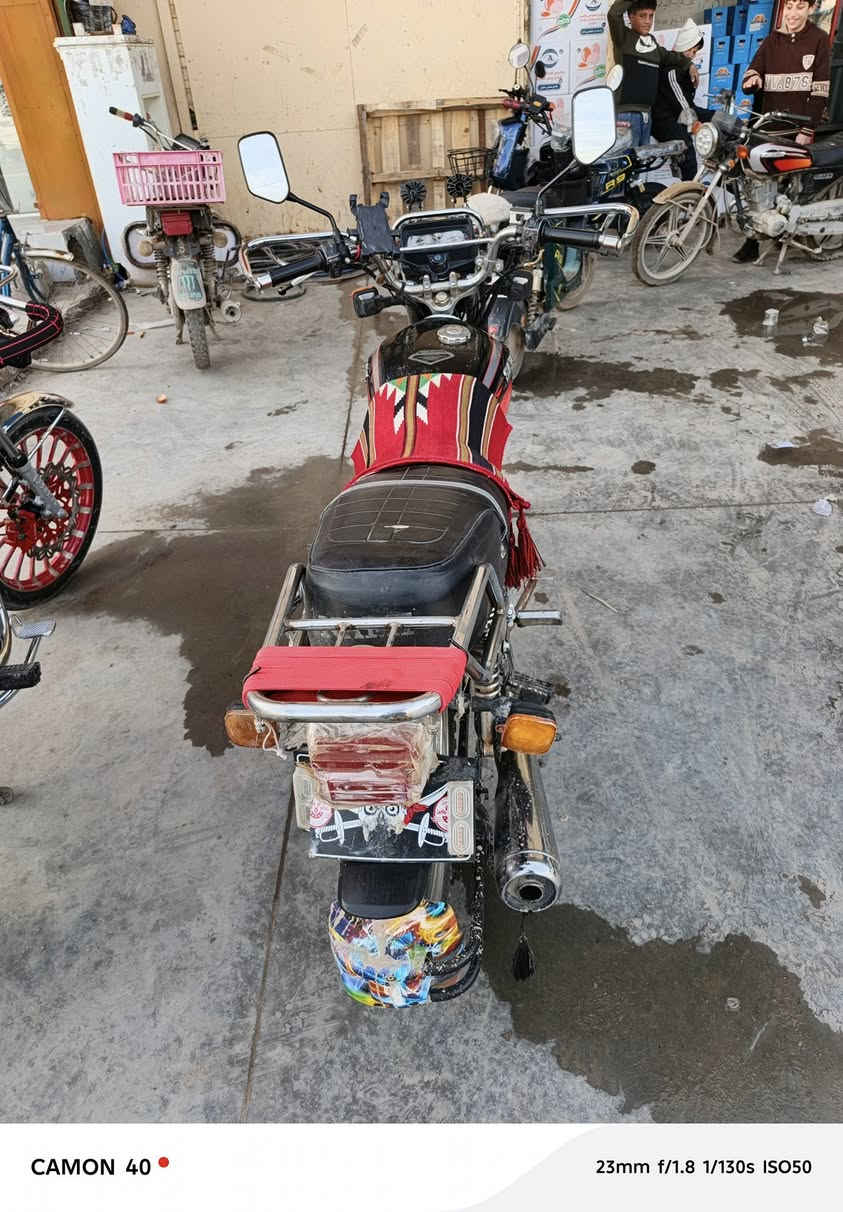 سلام عليكم ماطور سيفان موديل 2020 مفتوح نضافه كدام العين فول السعر 400 وبي مجال عنواني الجدعة هاذه رقمي ***********
