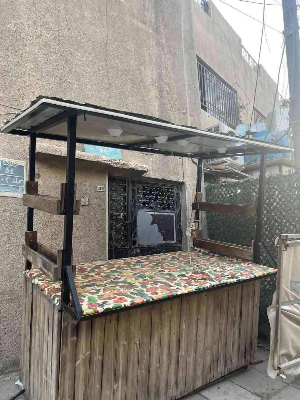 سلام عليكم عربانه شرابت ولبلبي للبيع مع خلاطات عدد ٥مع ورود مع خلاطات الموقع زبونه قرب ساحه ميسلون السعرخاص رقم ***********
