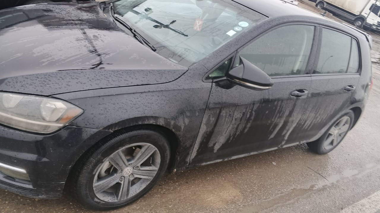 كولف Tsi موديل 2021 للبيع
محرك 1400 تيربو 
كير اوتو ماتيك 
حدثهة قطعتين بنيد وجاملغ يسرة 
السيارة عملية كلش وبصرف البانزين كلش حلوة 
مابيهة اي مشكلة غير نواعم بالبدي شغلات كلش بسيطة 
كير مكينة مكفولات من اي مشكلة بعدهن على وضع الشركة 
اشاير بالمري 
لايت زنون العالي 
تدفئة تبريد ولا غلطة 
سيارة بالمعدل مرتبة 
وشلعة بعد ارتب 
رقمهة دهوك بأسمي 
رايدهة ب110$ قفلهة مكاني بغداد 
للاستفسار *********** واتساب او اتصال او خاص
