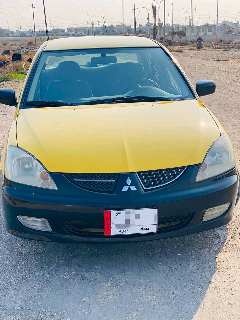 الي يدور تكسي وسعره مناسب هاي تفيده نضيفه ومال شغل 
للبيع متشوبيشي لانسر موديل 2010 رقم بغداد سنويه 27 هيئة مصفره خطه جوال
محرك 2000 كير عادي بلاد جاهزه
مصبوغه بلجديد للجماليه فقط بدون ضرر لا لغد لا شاصي لا ايرباك
دواخله نضيفه 
 تدفئه كله شغال صدر امامي خلفي. مال حاويه تخم تايرات 

سعره 63 قفله 62 غير هل سعر ماكدر لان سياره جديده ومتعوب عليه بمعنى الكلمه ومكلفه هوايي 

مكان سياره ديالى الغالبيه (سيف سعد) 
الاستفسار اتصال *********** 