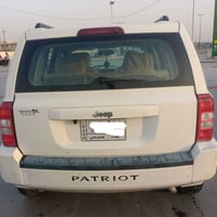 جيب باتريوت 2008 رقم بغداد  مكينه 2400 السعر 70$   07904473043