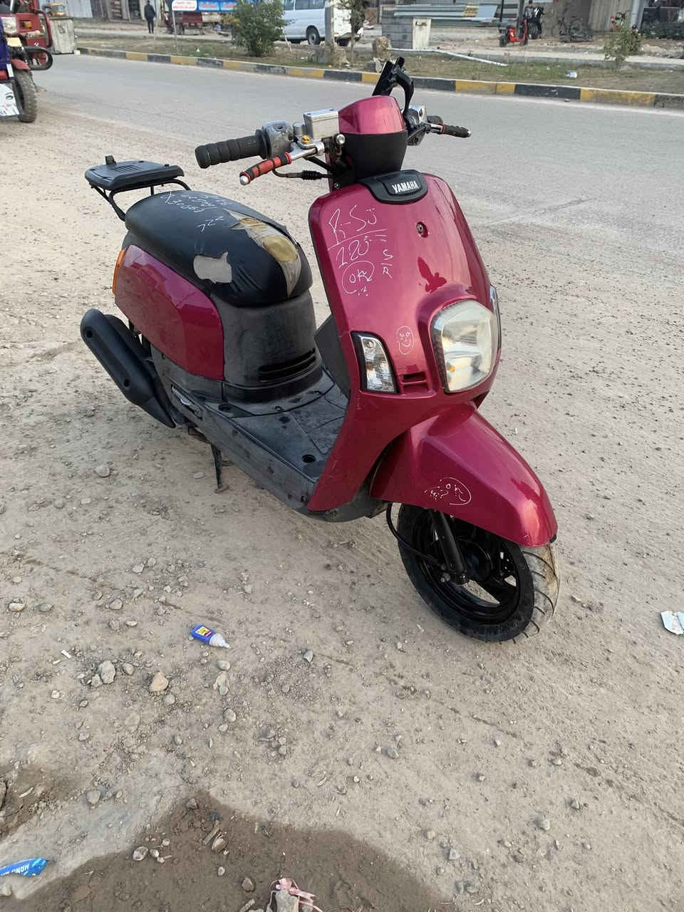 بوليس 120 ياباني.  الدراجه  صالهة شهرين نازله رمبه  مكفوله كفاله عامه مكينه. برغي ممفتوح بيهة.  كابريتر سلف برشه كله بلادي  مكينه خرسه متنسمع. شلعه معدل. شرط الدراجه. جاهزه ما بيهة اي نقص. سعر 850 بيهة مجال حگ الجيه لاستفسار *********** مكاني. بغازات الحسينية.  مال راشديه
