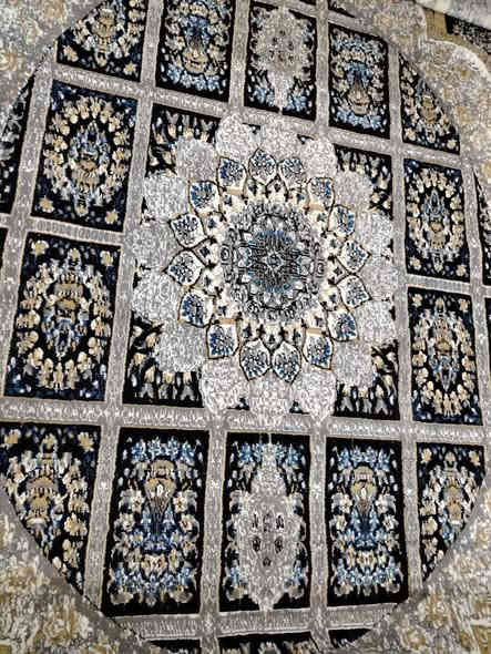 زوالي ايرانيات كاشان 440شان عدد 2 القياس 3×4 السعر الزوج 150وبيهن مجال قليل العنوان كوفه شارع المطار الجديد فرع اسواق فدك  للاستفسار على الرقم أو مراسله واتساب ***********
