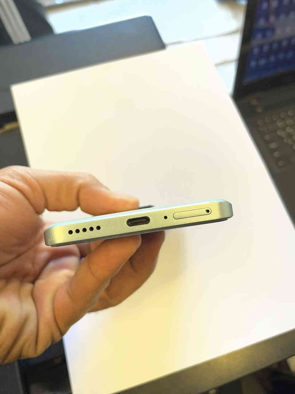 شاومي 13 تي برو 
ذاكرة 512 
عشوائية 12 
شاشة 144 هيرتز 
معالج دايمنستي 9200 بلس 
بطارية 5000 شحن سريع 120 
جهاز مكفول من الفتح
غراض كامله روم علامي السعر 425وبي مجال حق الجيه مكاني نجف رقم التليفون ***********
