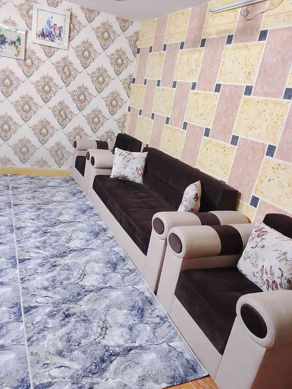 السلام عليكم
تخم للبيع مكون من 6مقاعد
مكان الكوت /العزة الجديدة
للأستفسار الاتصال على الرقم ***********
