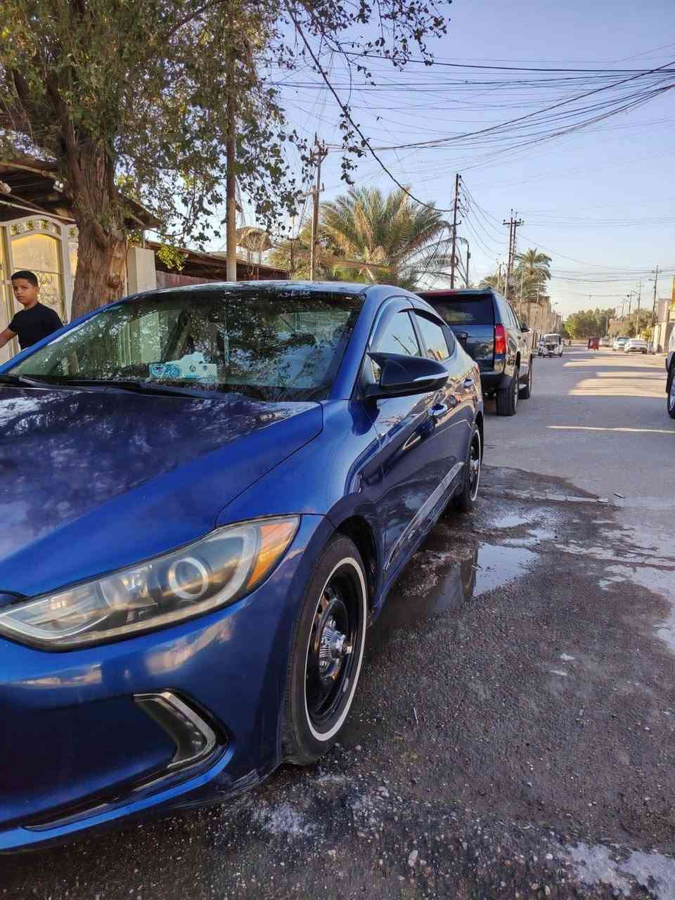 السلام عليكم النترا2018للبيع فقط حادثه خلفي وبنيد صبغ رقم انكليزي وبأسمي تحويل ثاني يوم شواصي مكفولات العنوان بغداد رقم ***********
***********
